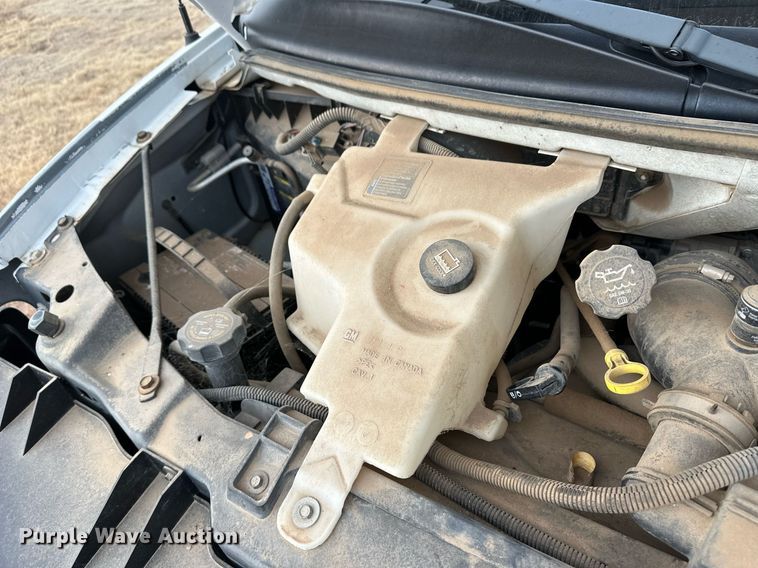 image for item ER8534 2004 Chevrolet Express 3500 van