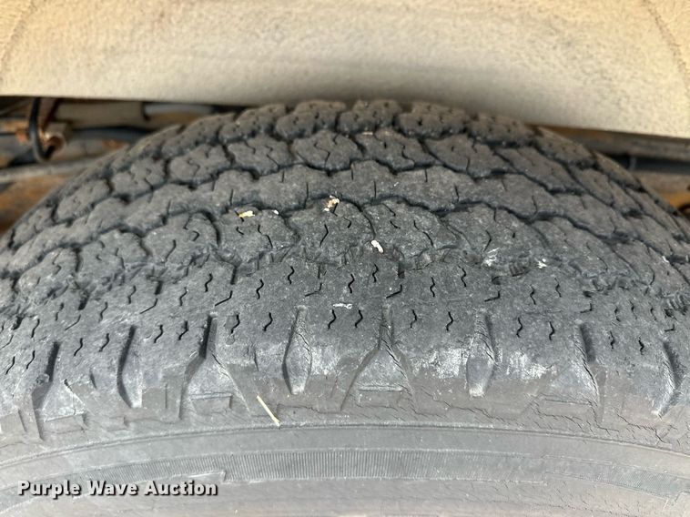 image for item ER8534 2004 Chevrolet Express 3500 van