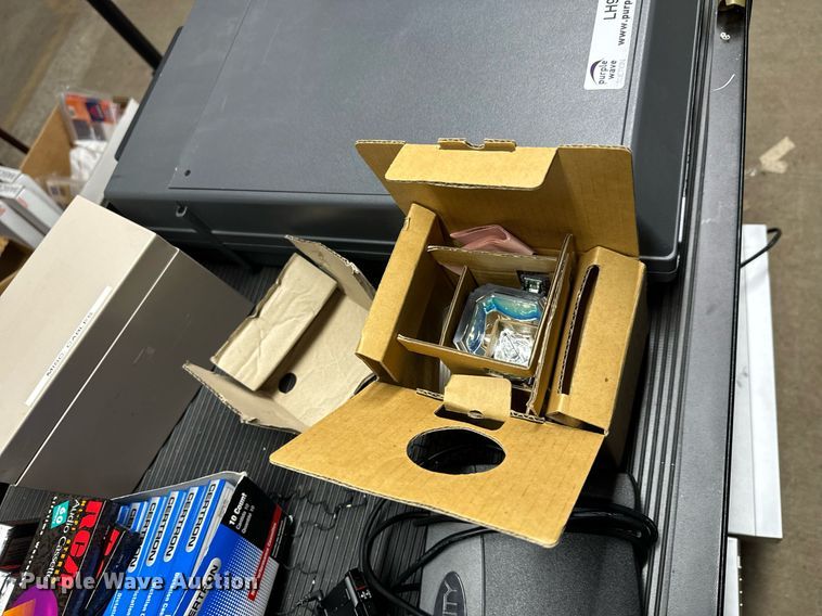 image for item LH9292 Office supplies