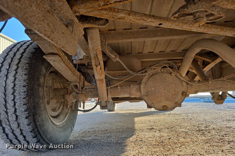 image for item LX9006 1996 Chevrolet K1500 Ext. Cab pickup truck