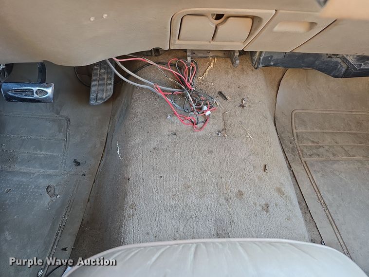 image for item LX9006 1996 Chevrolet K1500 Ext. Cab pickup truck