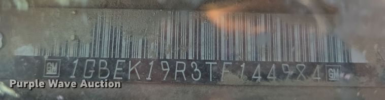 image for item LX9006 1996 Chevrolet K1500 Ext. Cab pickup truck