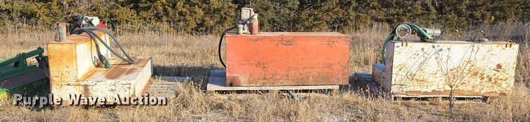 image for item LX9010 (3) auxiliary fuel tanks