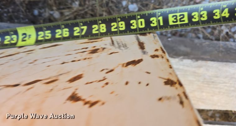 image for item LX9010 (3) auxiliary fuel tanks