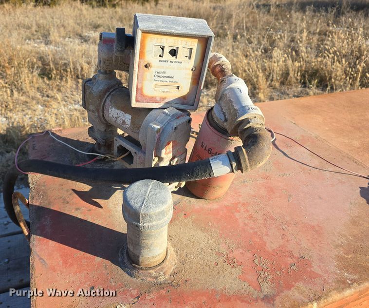 image for item LX9010 (3) auxiliary fuel tanks