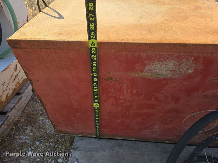 image for item LX9010 (3) auxiliary fuel tanks