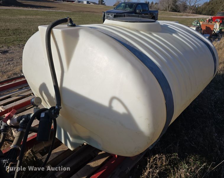 image for item LX9011 Turf sprayer