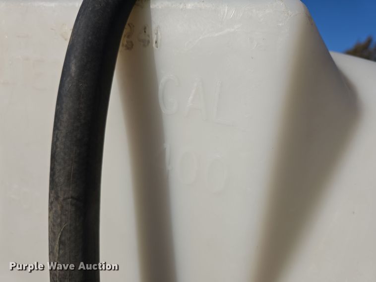 image for item LX9011 Turf sprayer