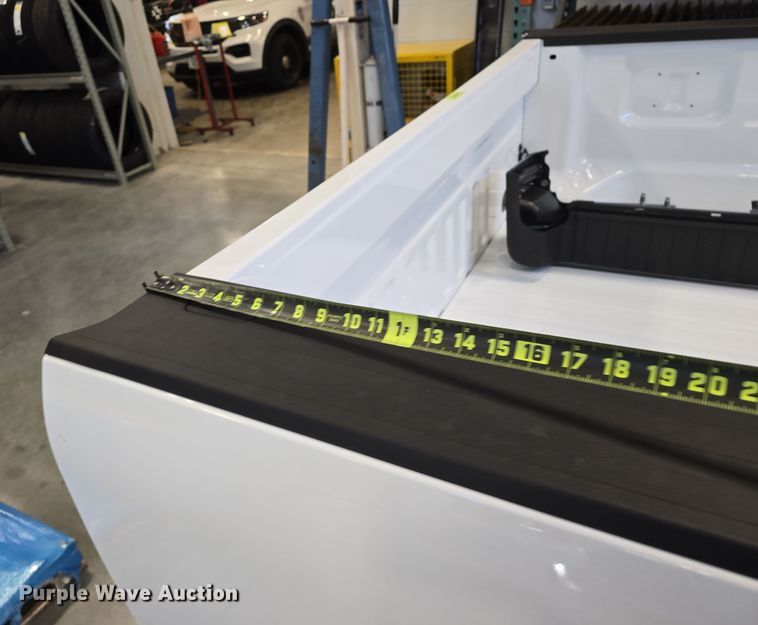 image for item LX9015 Ford pickup truck bed