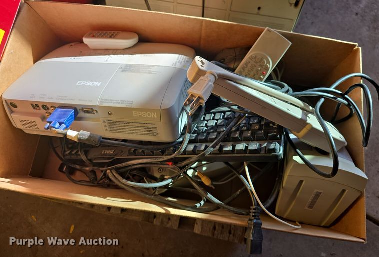 image for item NI9316 Office supplies