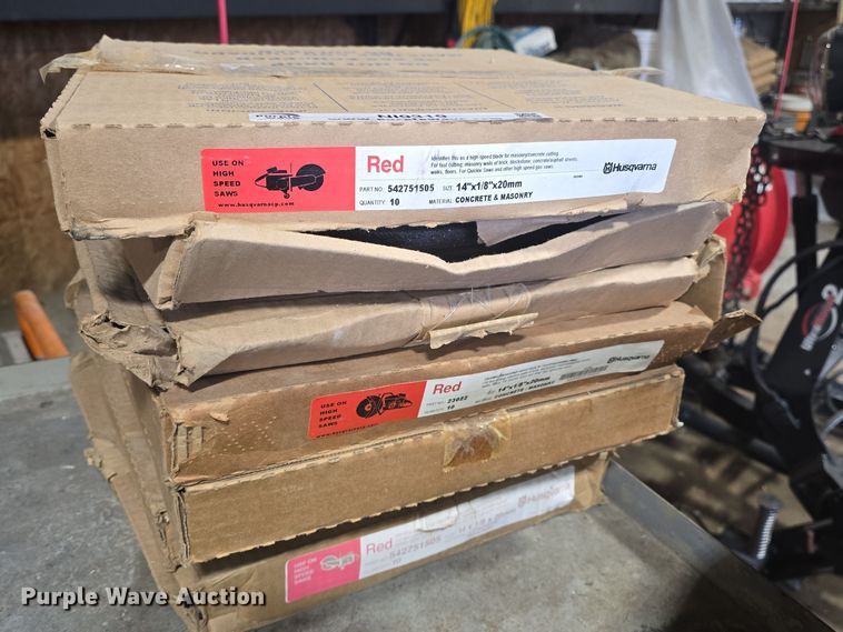 image for item NI9319 (7) Husqvarna saw blade boxes