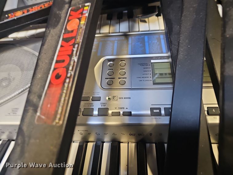 image for item NI9331 (18) Casio keyboards 