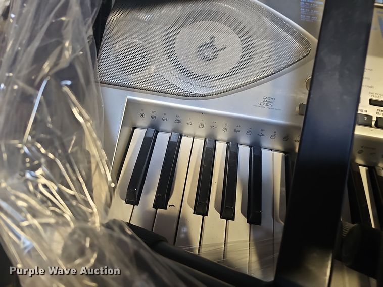 image for item NI9331 (18) Casio keyboards 