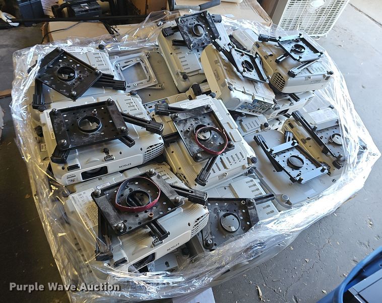 image for item NI9334 (32) projectors