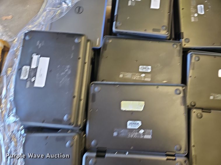 image for item NI9335 Approximately 159 Chromebook laptops