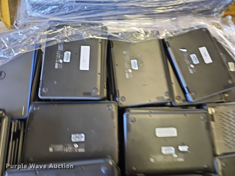 image for item NI9335 Approximately 159 Chromebook laptops