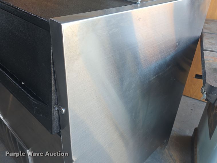 image for item NI9344 (2) coolers