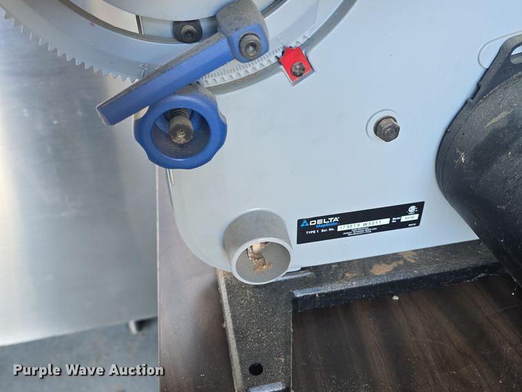 image for item NI9348 Shop equipment 