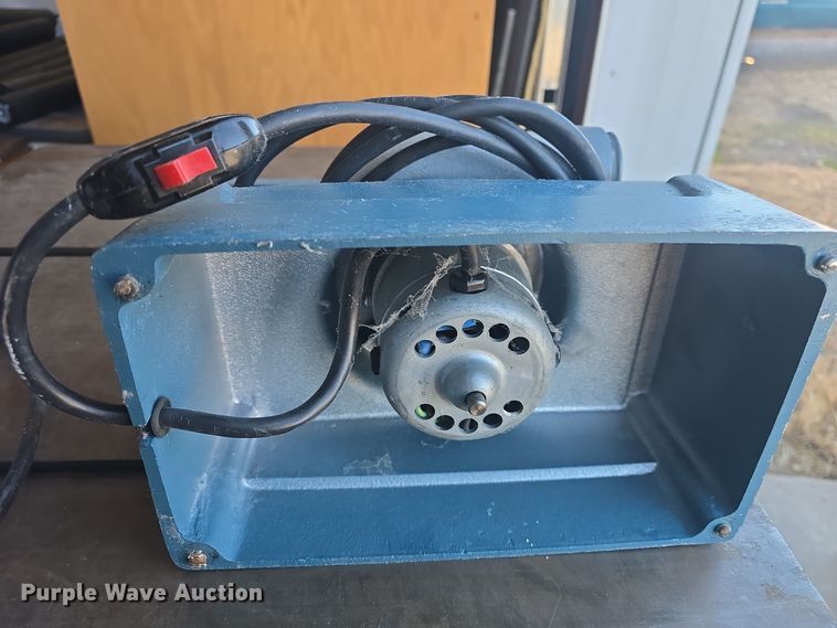 image for item NI9348 Shop equipment 