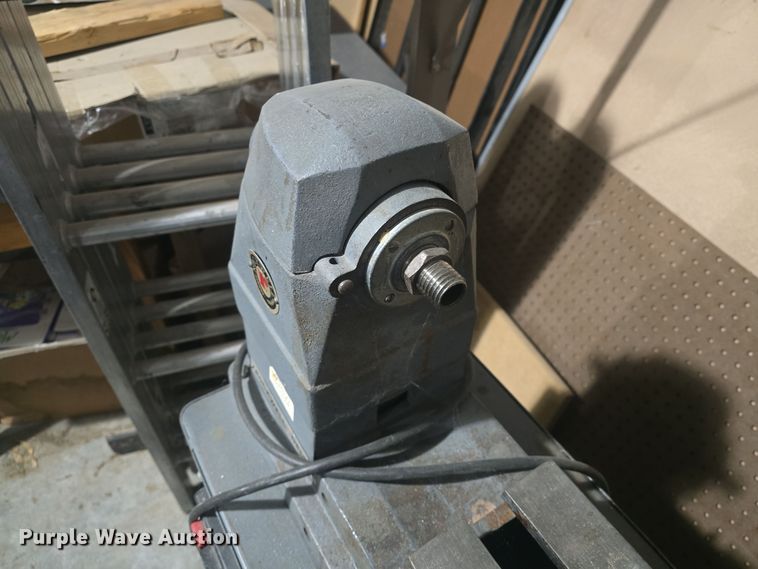 image for item NI9352 Delta Rockwell wood lathe