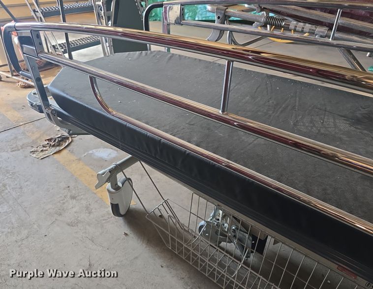 image for item NI9358 (3) stretchers