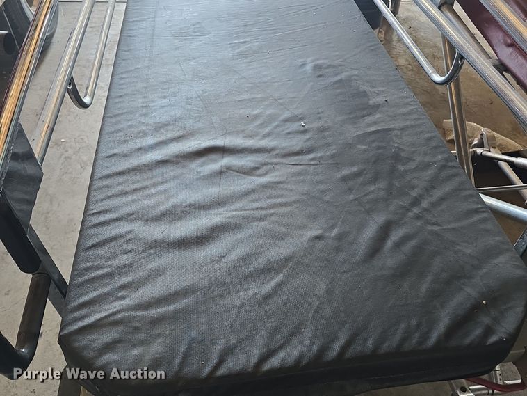 image for item NI9358 (3) stretchers