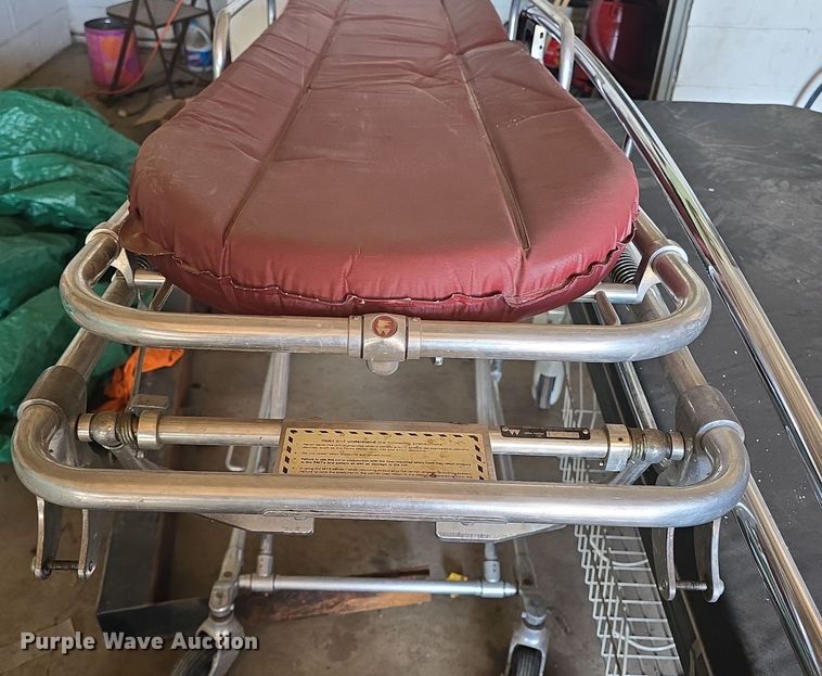 image for item NI9358 (3) stretchers