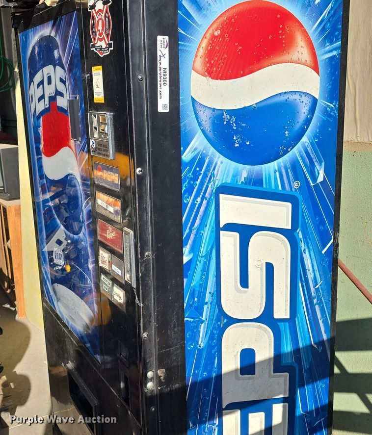 image for item NI9360 Vending machine