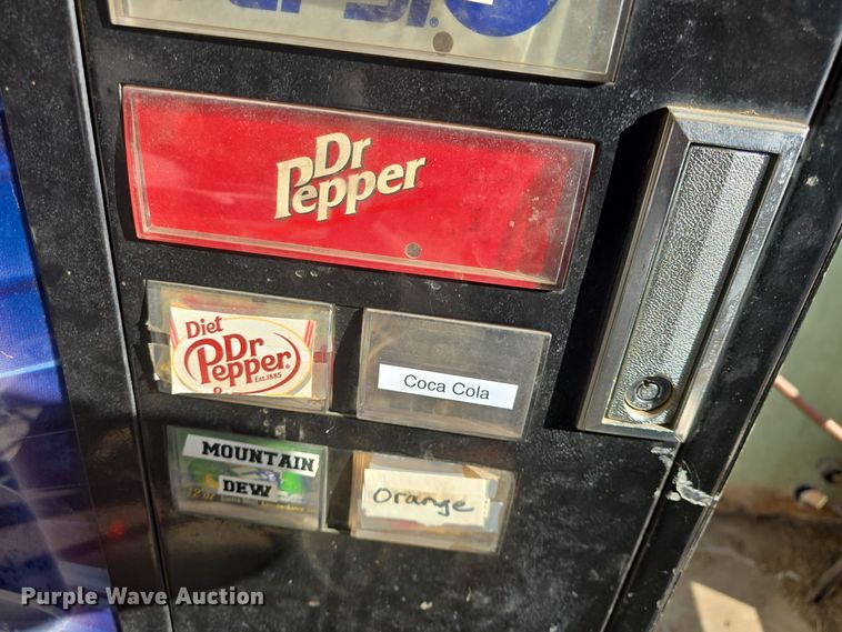 image for item NI9360 Vending machine