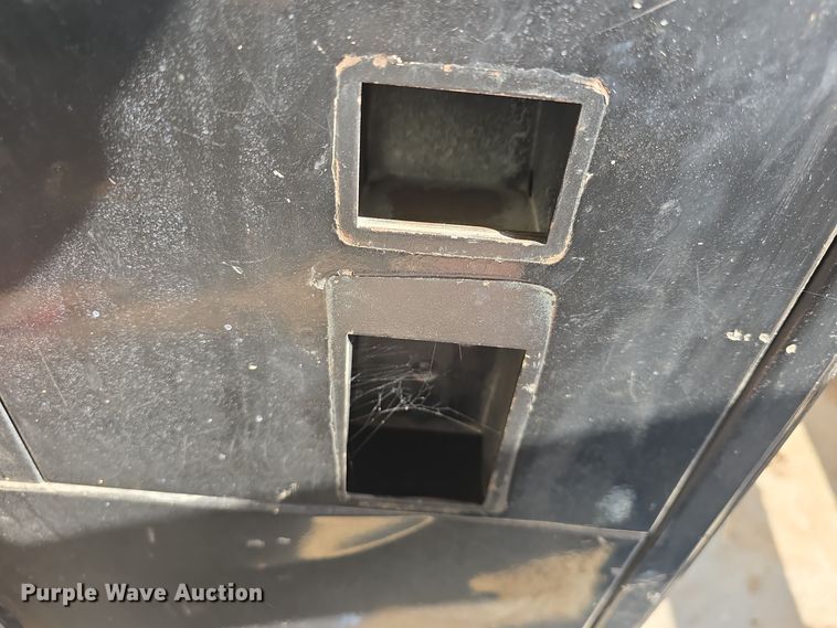 image for item NI9360 Vending machine