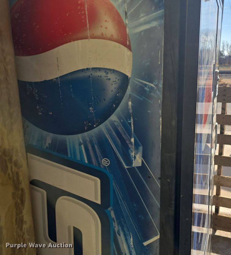 image for item NI9360 Vending machine