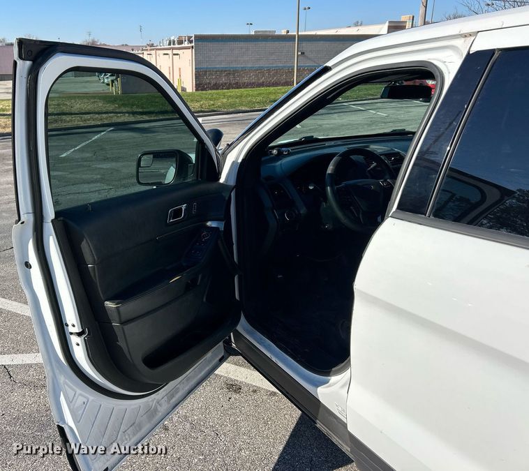 image for item NJ9626 2017 Ford Explorer Police Interceptor  SUV