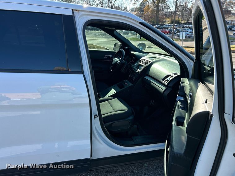 image for item NJ9626 2017 Ford Explorer Police Interceptor  SUV
