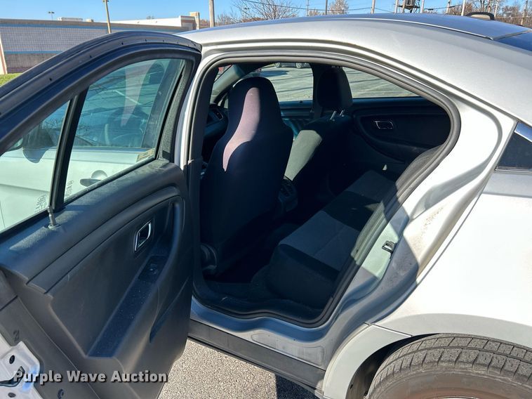 image for item NJ9628 2013 Ford Taurus Police Interceptor 