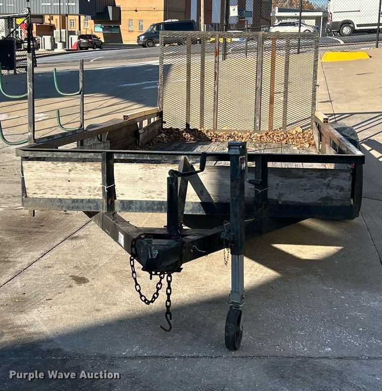 image for item NJ9631 2001 Trailer Express utility trailer