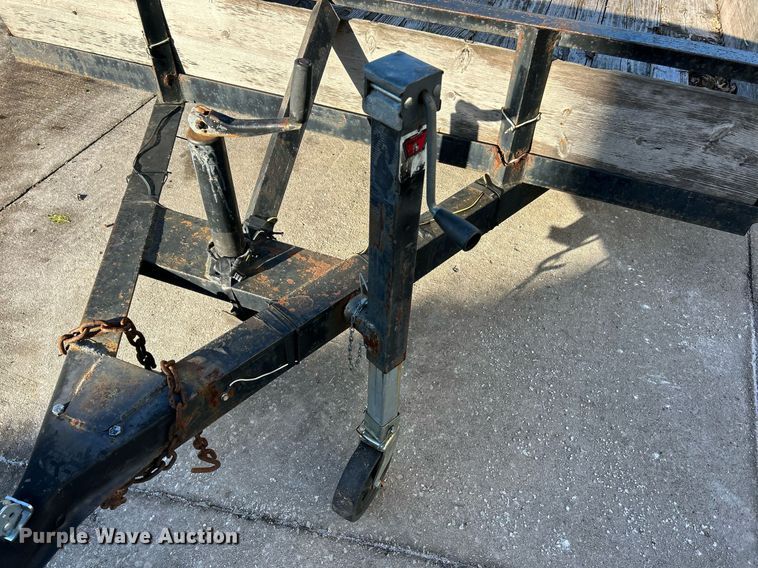 image for item NJ9631 2001 Trailer Express utility trailer