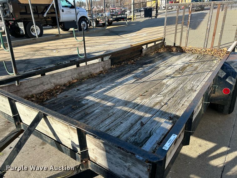 image for item NJ9631 2001 Trailer Express utility trailer