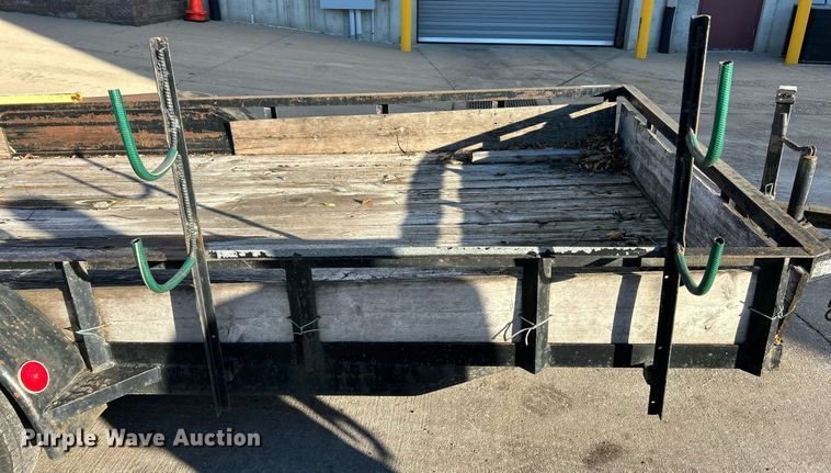 image for item NJ9631 2001 Trailer Express utility trailer