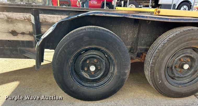 image for item NJ9631 2001 Trailer Express utility trailer