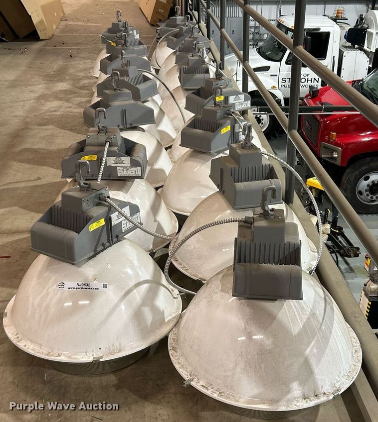 image for item NJ9632 (15) shop lights