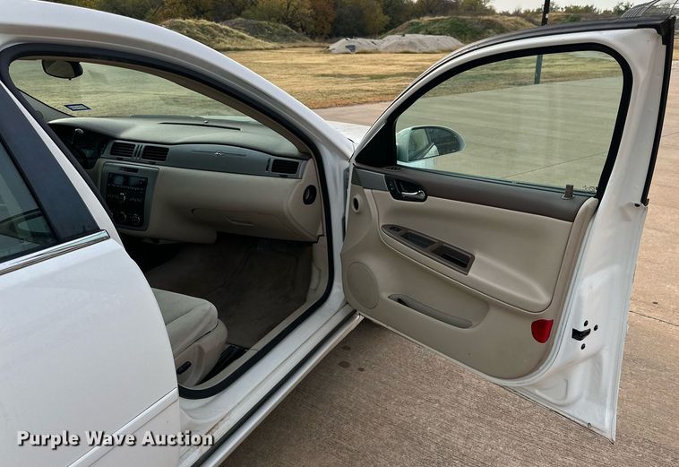 image for item NQ9129 2008 Chevrolet Impala Police 