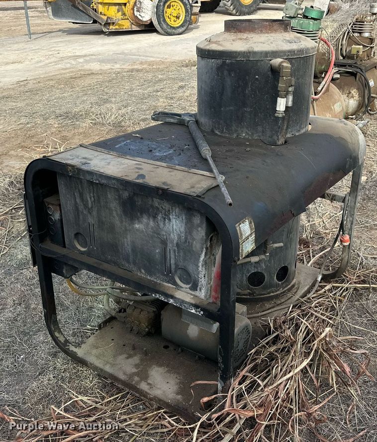 image for item NQ9140 Landa ENG3 pressure washer