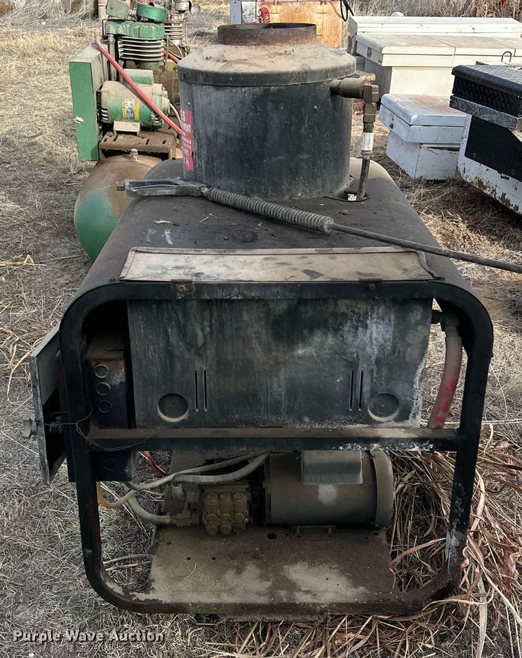 image for item NQ9140 Landa ENG3 pressure washer