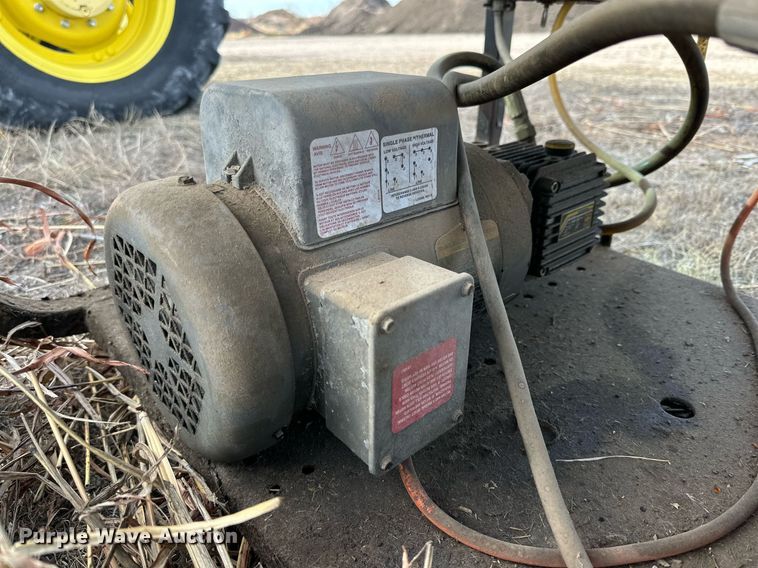 image for item NQ9140 Landa ENG3 pressure washer