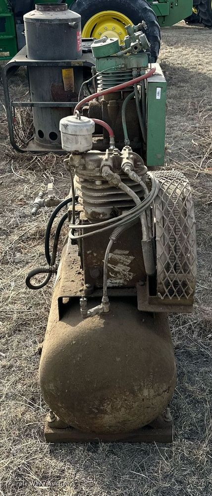 image for item NQ9141 (2) air compressors