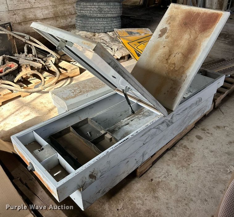 image for item NQ9146 Tools