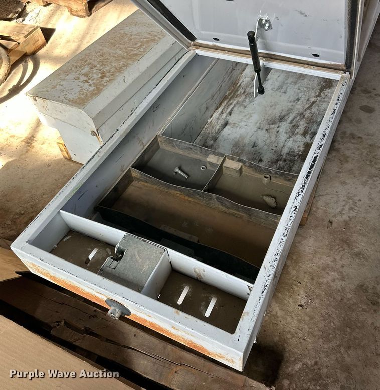 image for item NQ9146 Tools