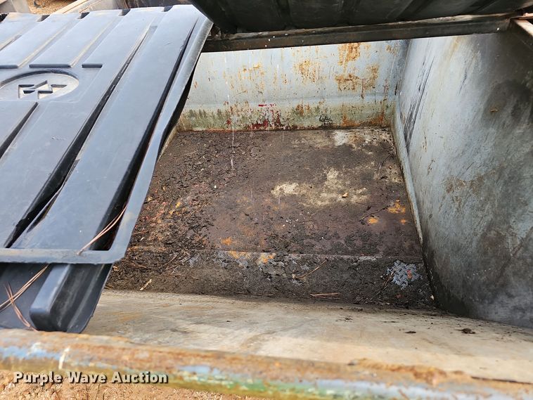 image for item OJ9176 (10) dumpsters