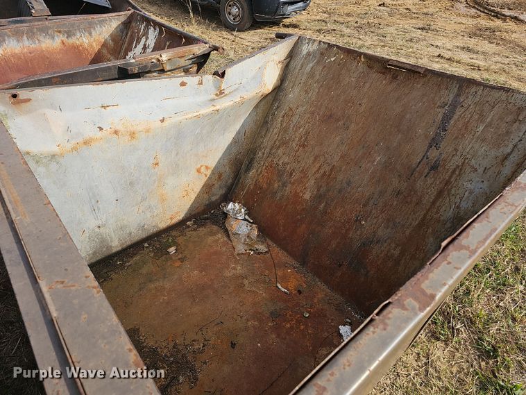 image for item OJ9182 (5) dumpsters