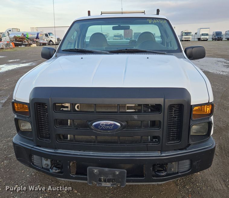 image for item YA0273 2008 Ford F250 Super Duty XL pickup truck